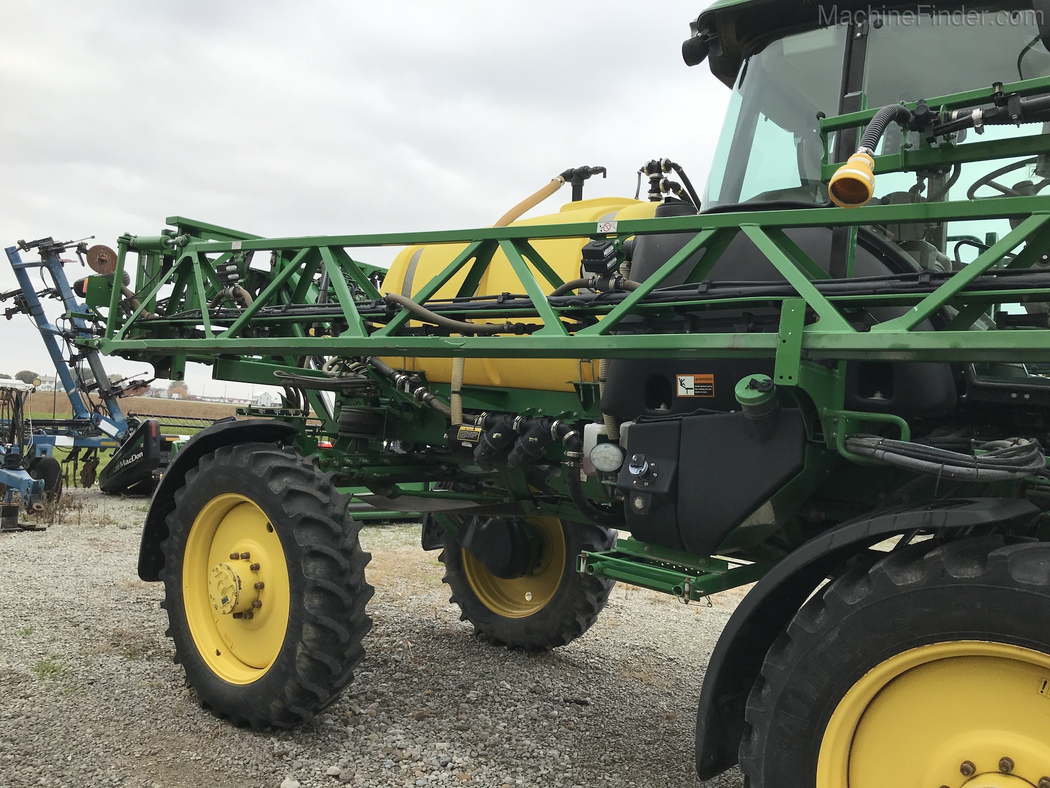 2016 John Deere R4023 Image 5