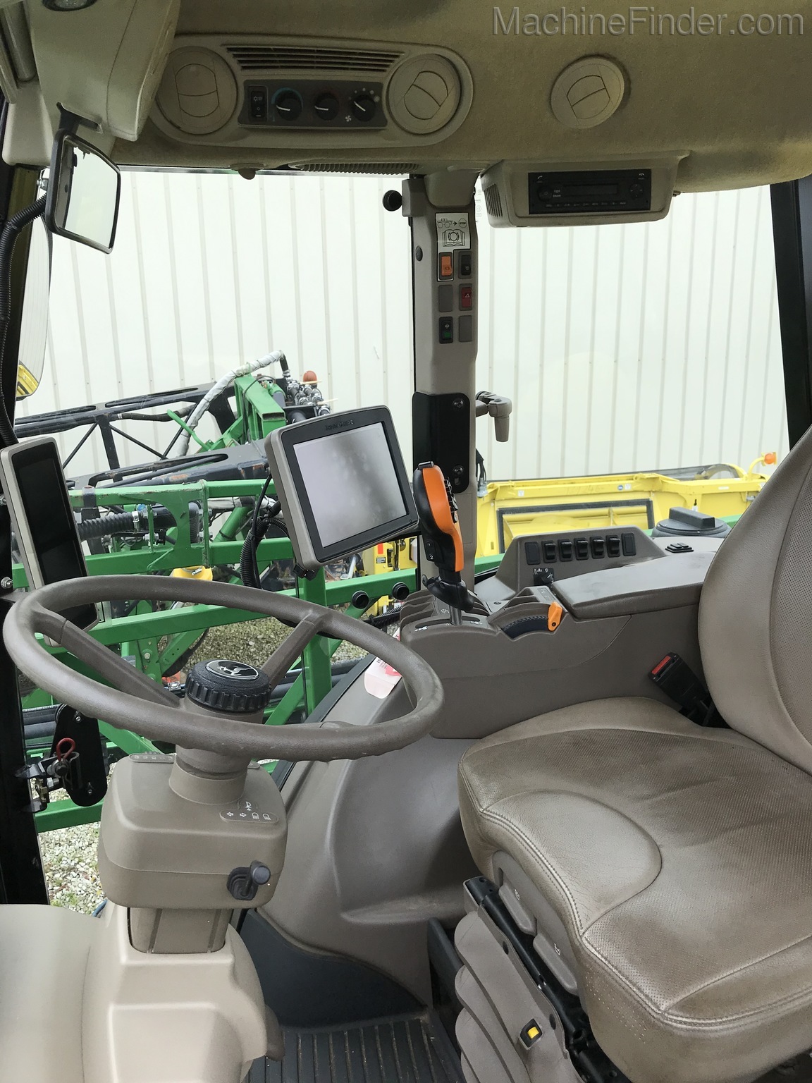 2016 John Deere R4023 Image 15