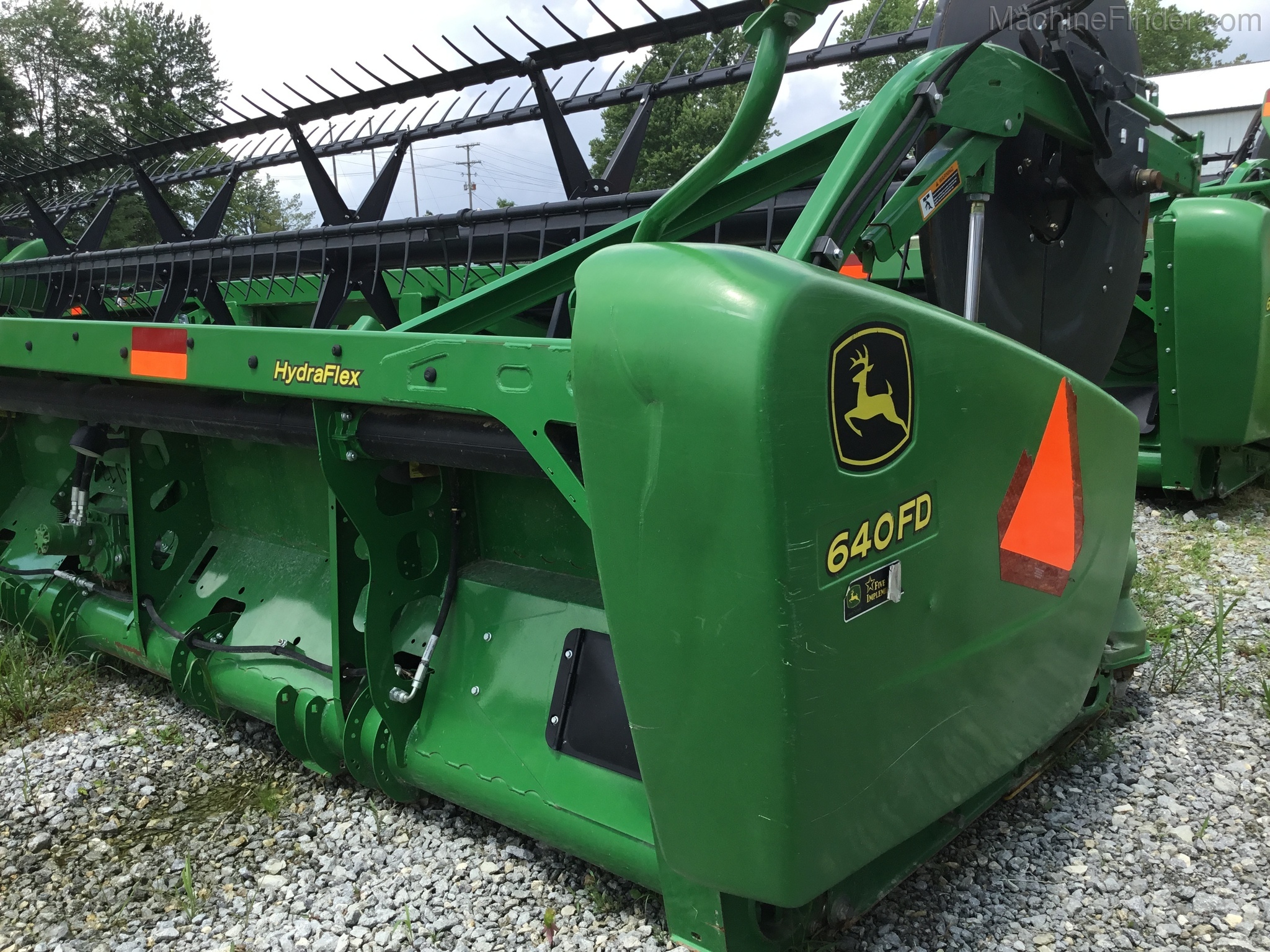 2014 John Deere 640FD Image 1