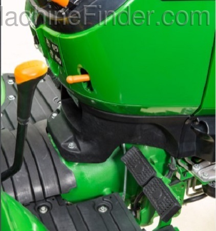 2020 John Deere 3035D Image 3