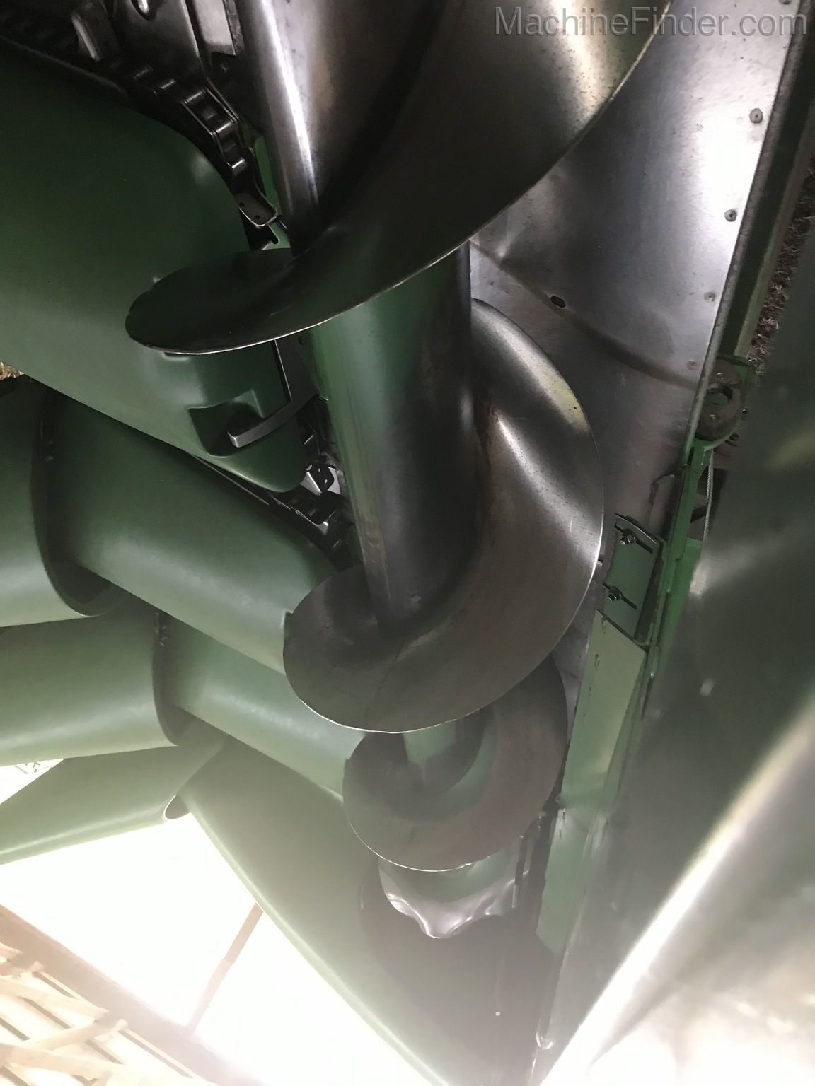 2010 John Deere 608C Image 12