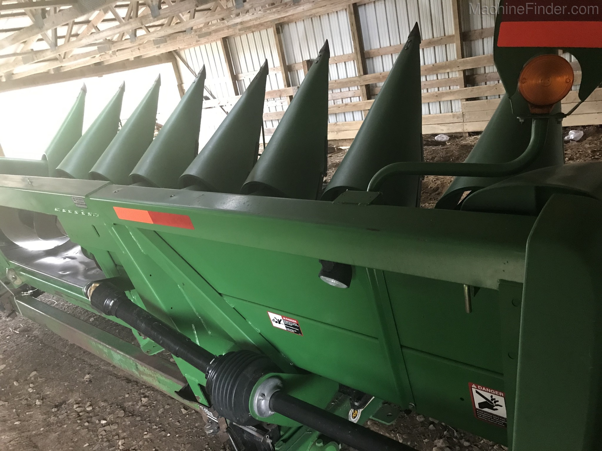 2010 John Deere 608C Image 9