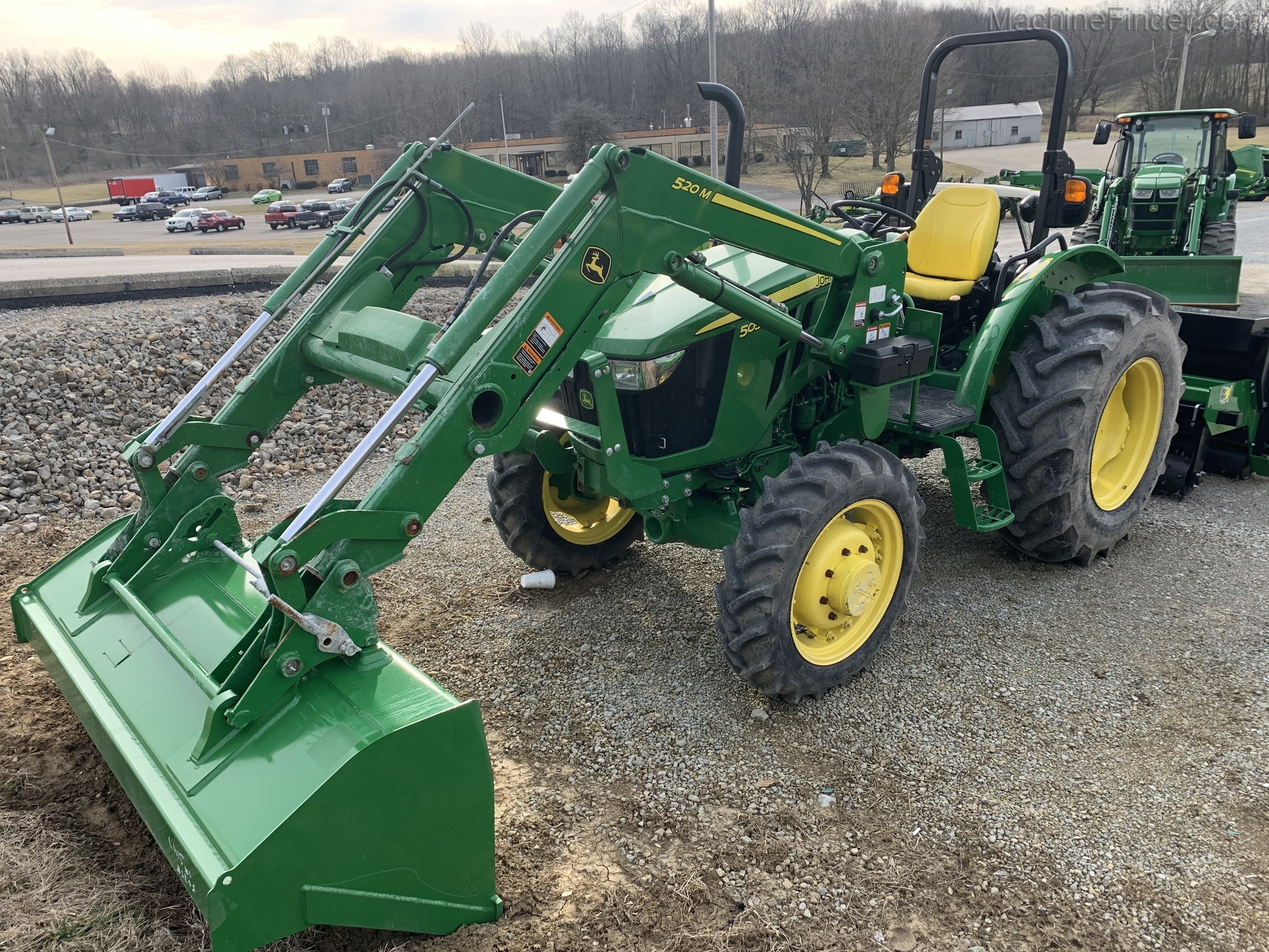 2018 John Deere 5055E Image 3