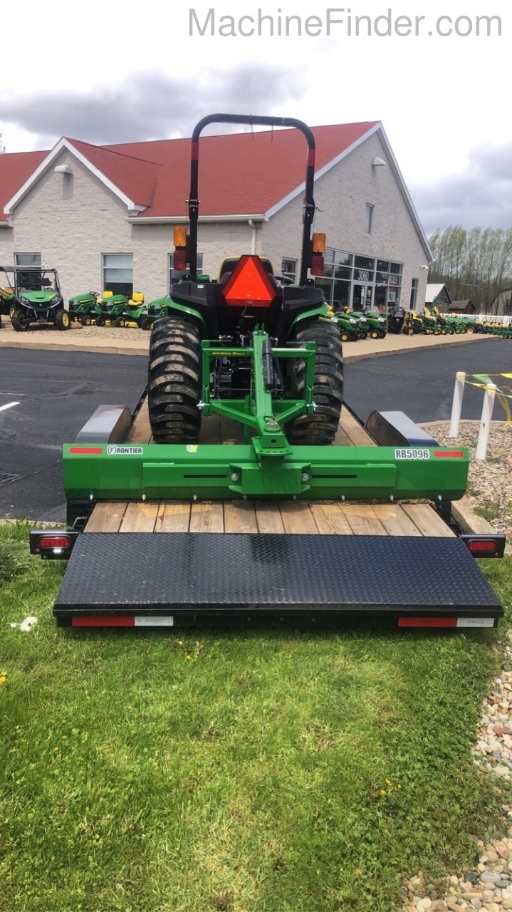 2020 John Deere 3032E Image 5