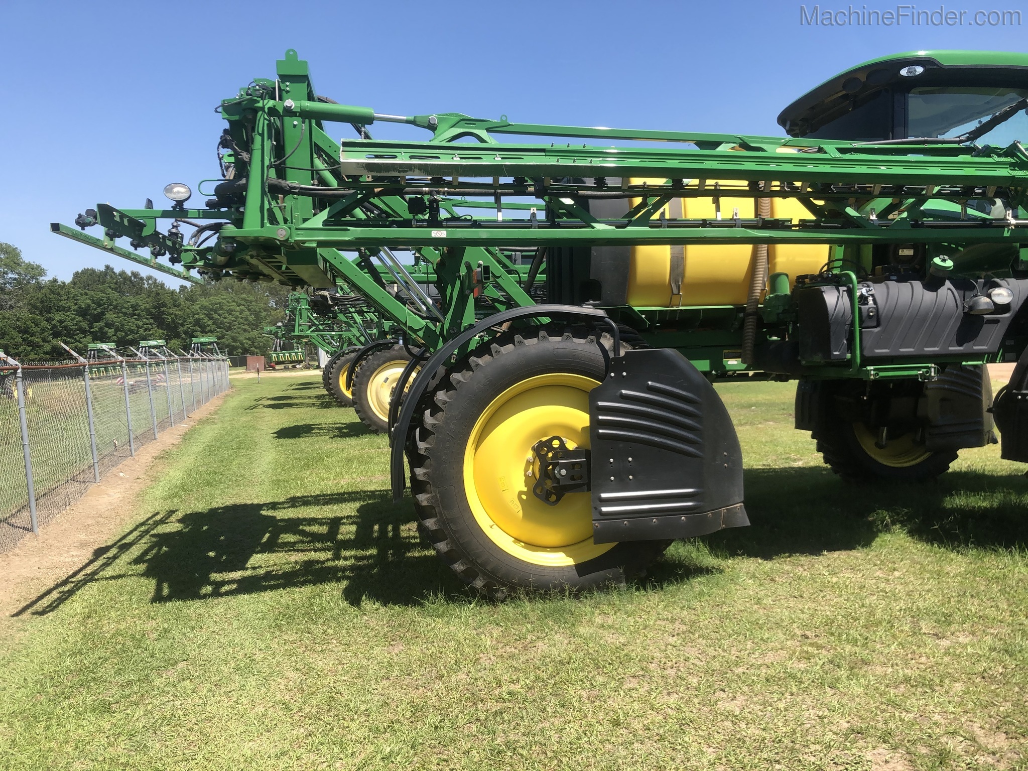 2018 John Deere R4030 Image 5