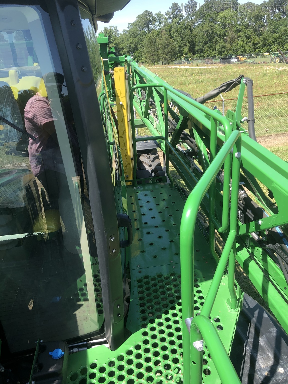 2018 John Deere R4030 Image 7