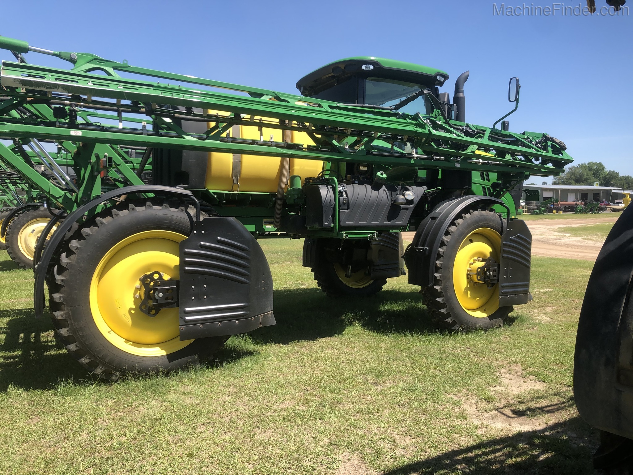 2018 John Deere R4030 Image 11