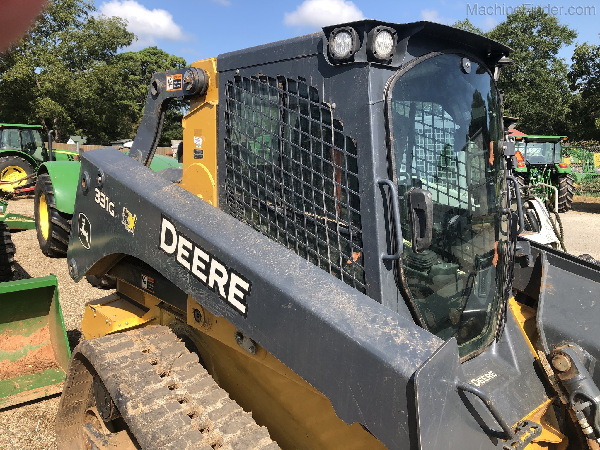 2019 John Deere 331G Image 2