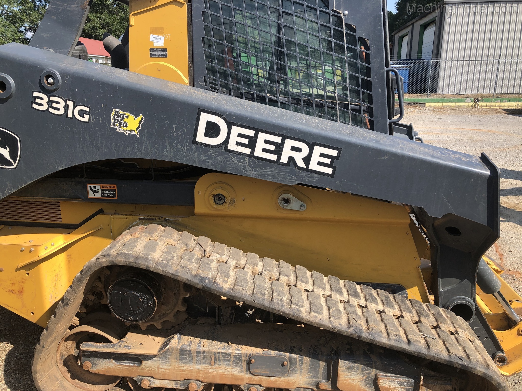2019 John Deere 331G Image 4
