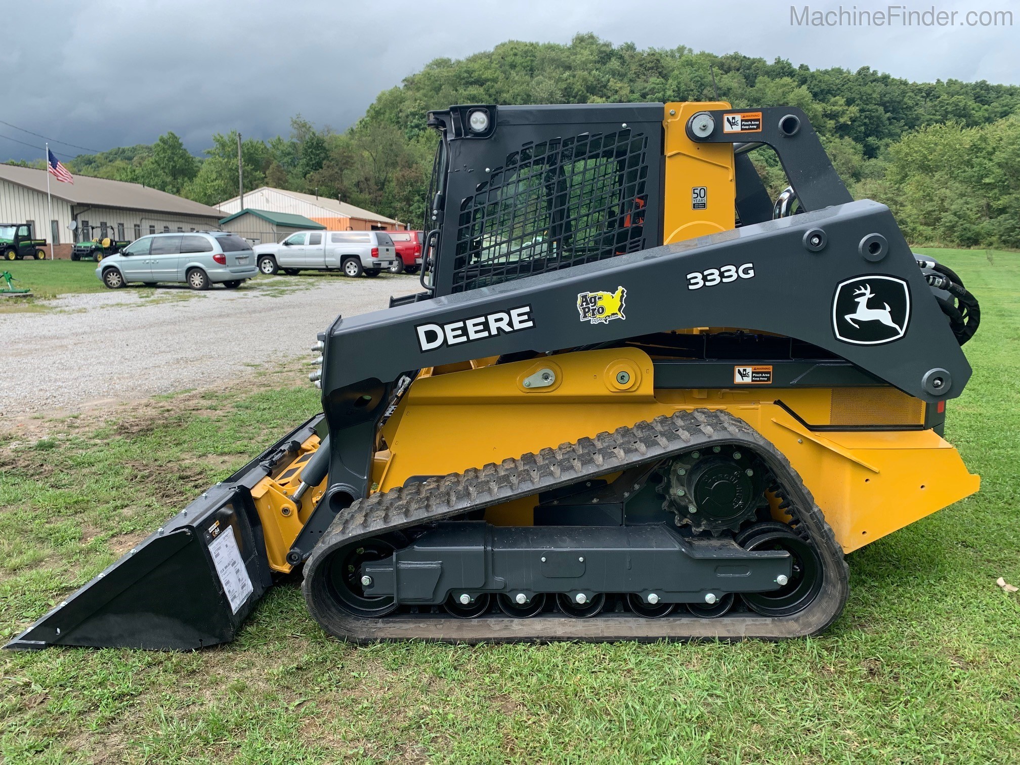 2020 John Deere 333G Image 4