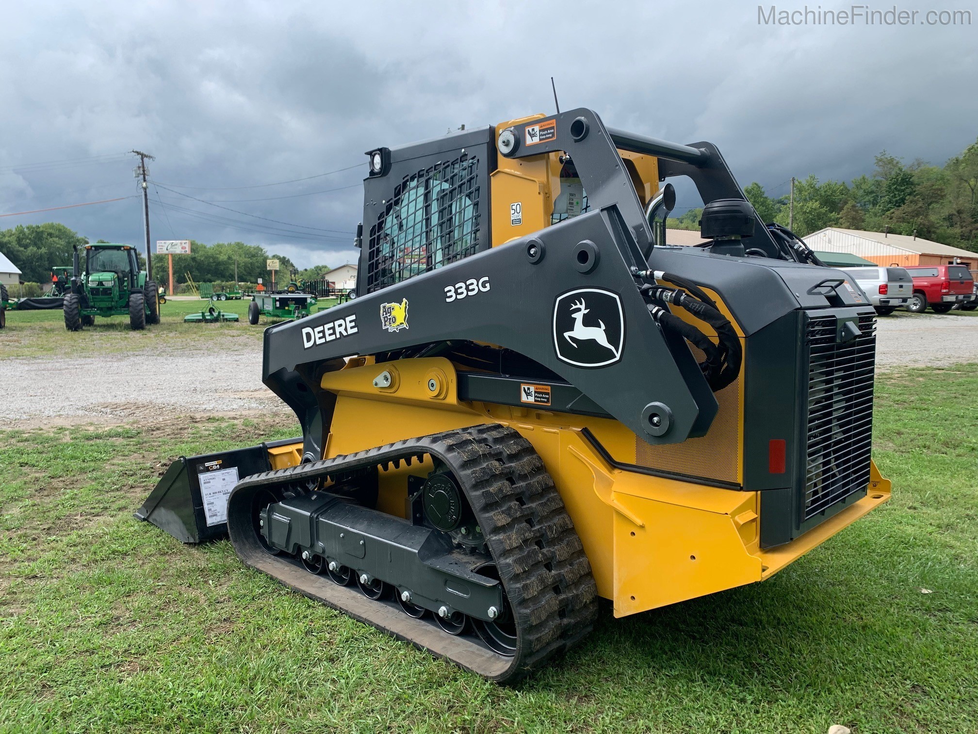 2020 John Deere 333G Image 5