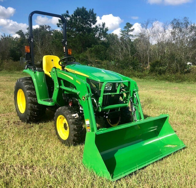 2023 John Deere 3038E Image 1