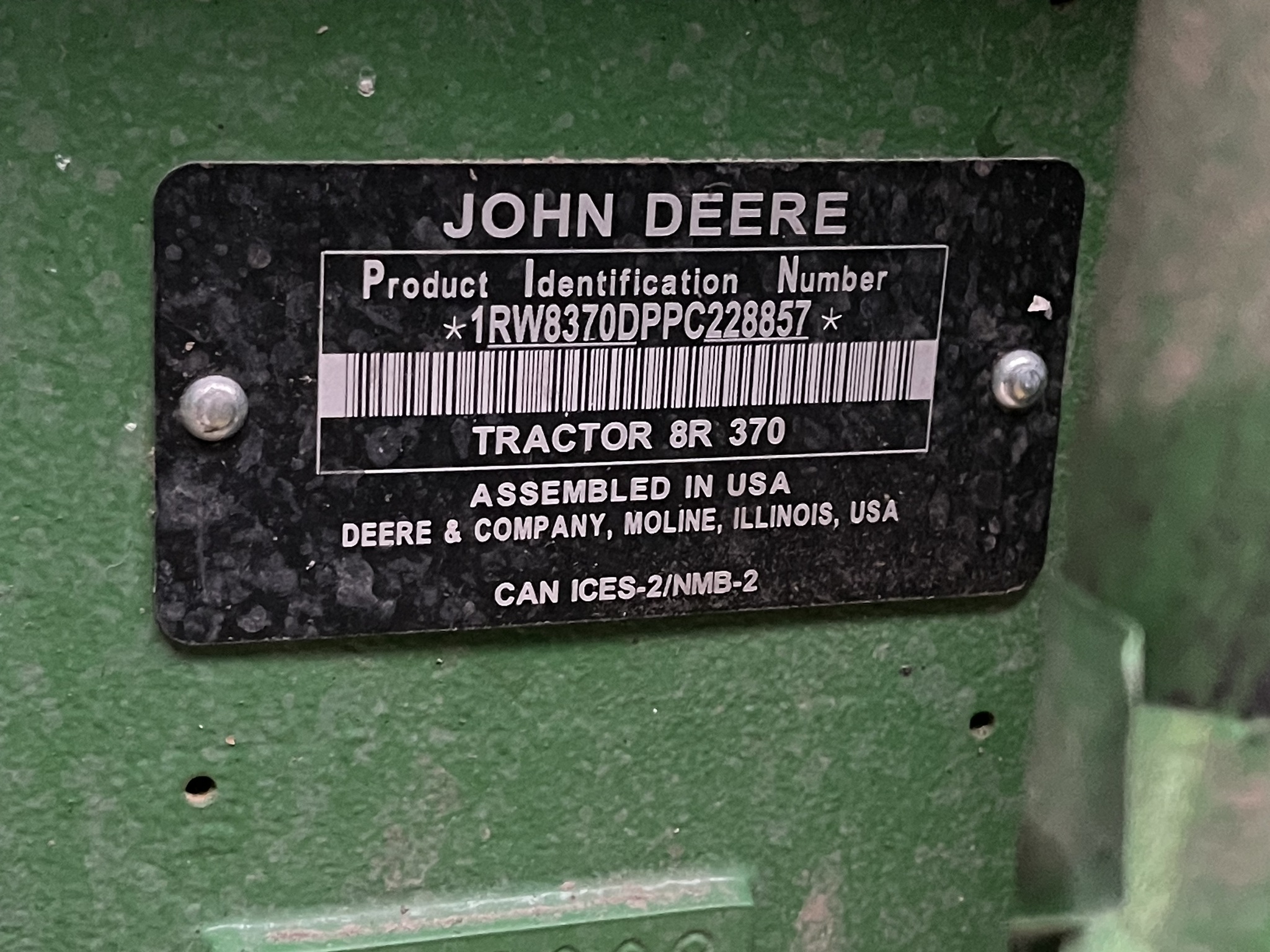  2023 John Deere 8R 370 at Heritage Tractor in Princeton, IL