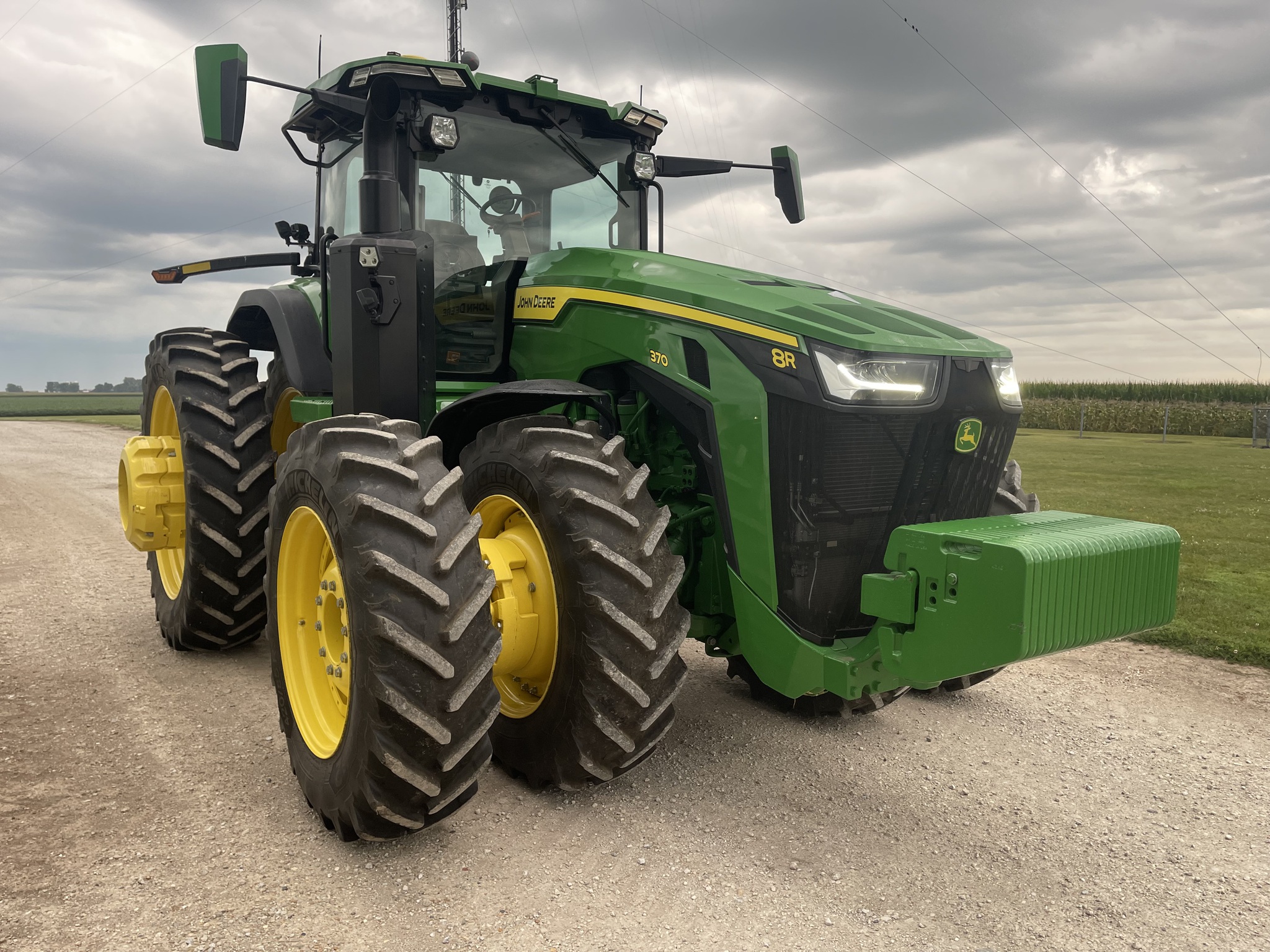  2023 John Deere 8R 370 at Heritage Tractor in Princeton, IL