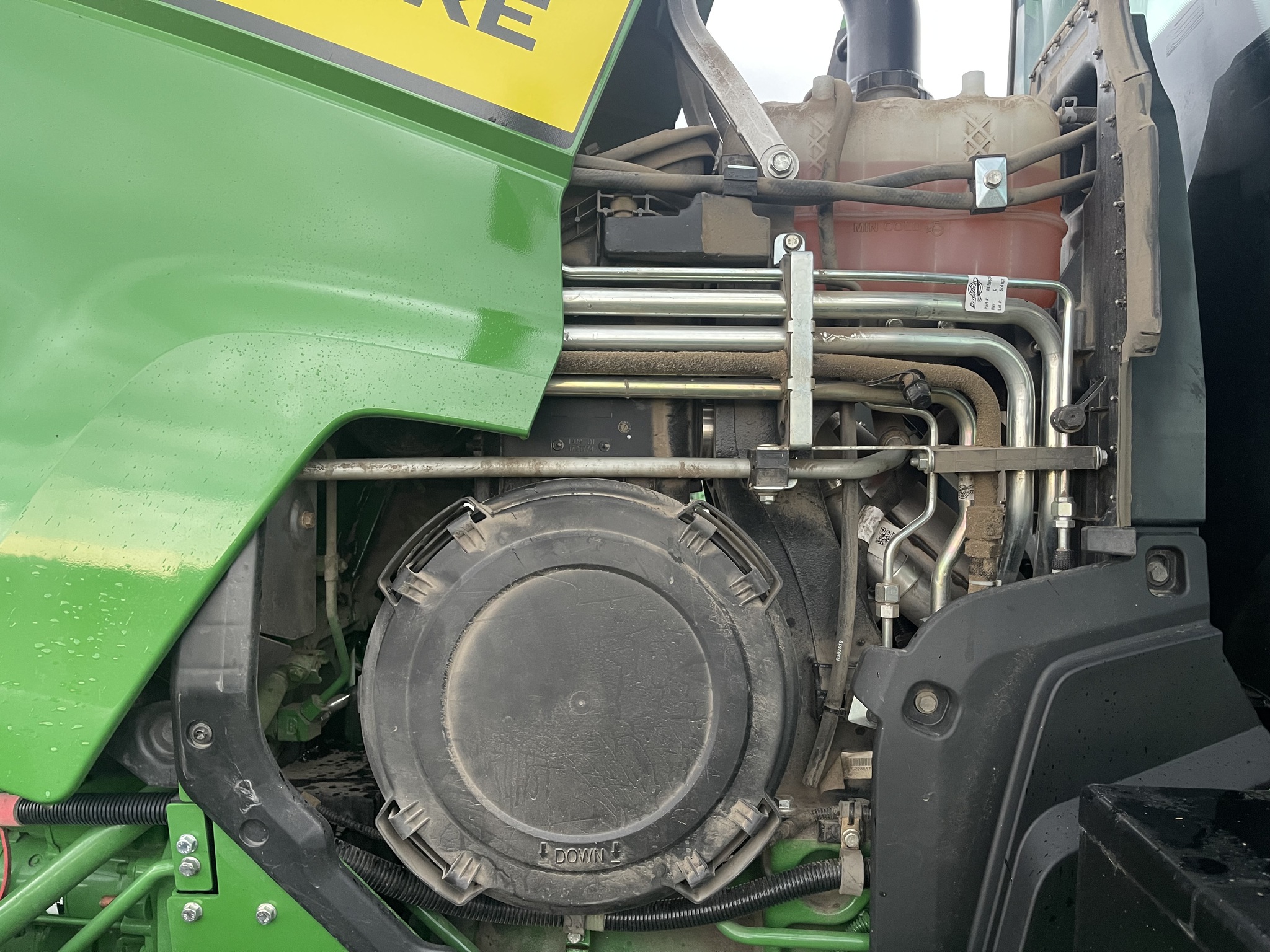  2023 John Deere 8R 370 at Heritage Tractor in Princeton, IL