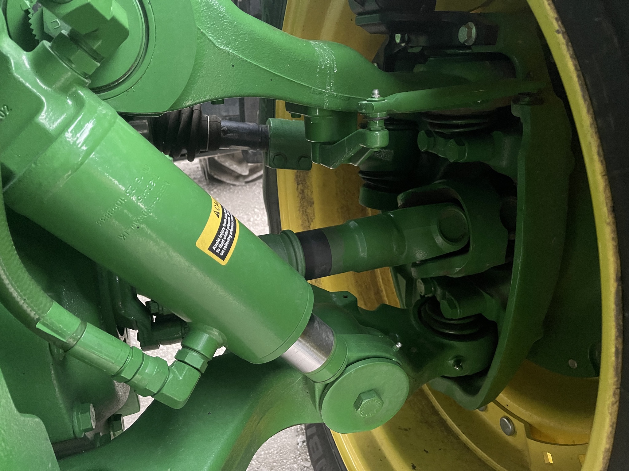  2023 John Deere 8R 370 at Heritage Tractor in Princeton, IL