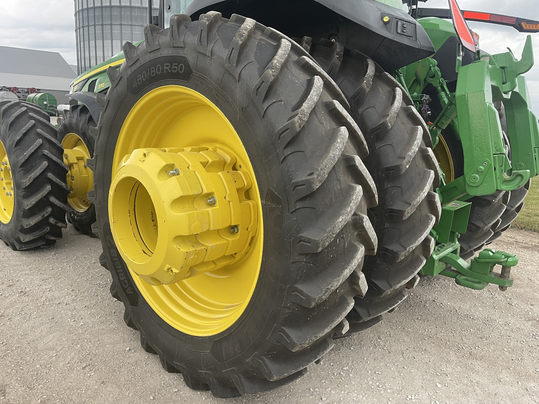  2023 John Deere 8R 370 at Heritage Tractor in Princeton, IL