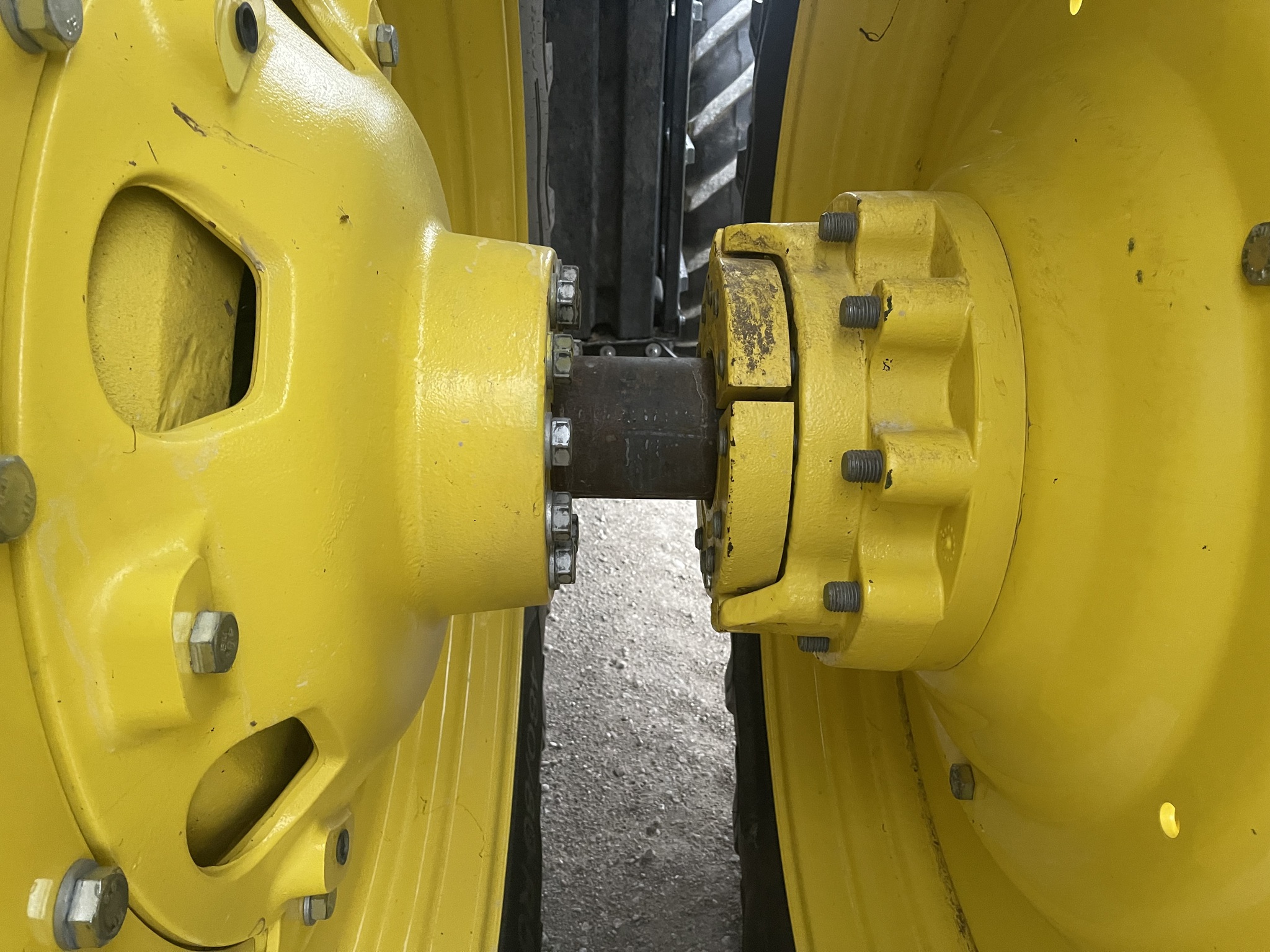  2023 John Deere 8R 370 at Heritage Tractor in Princeton, IL