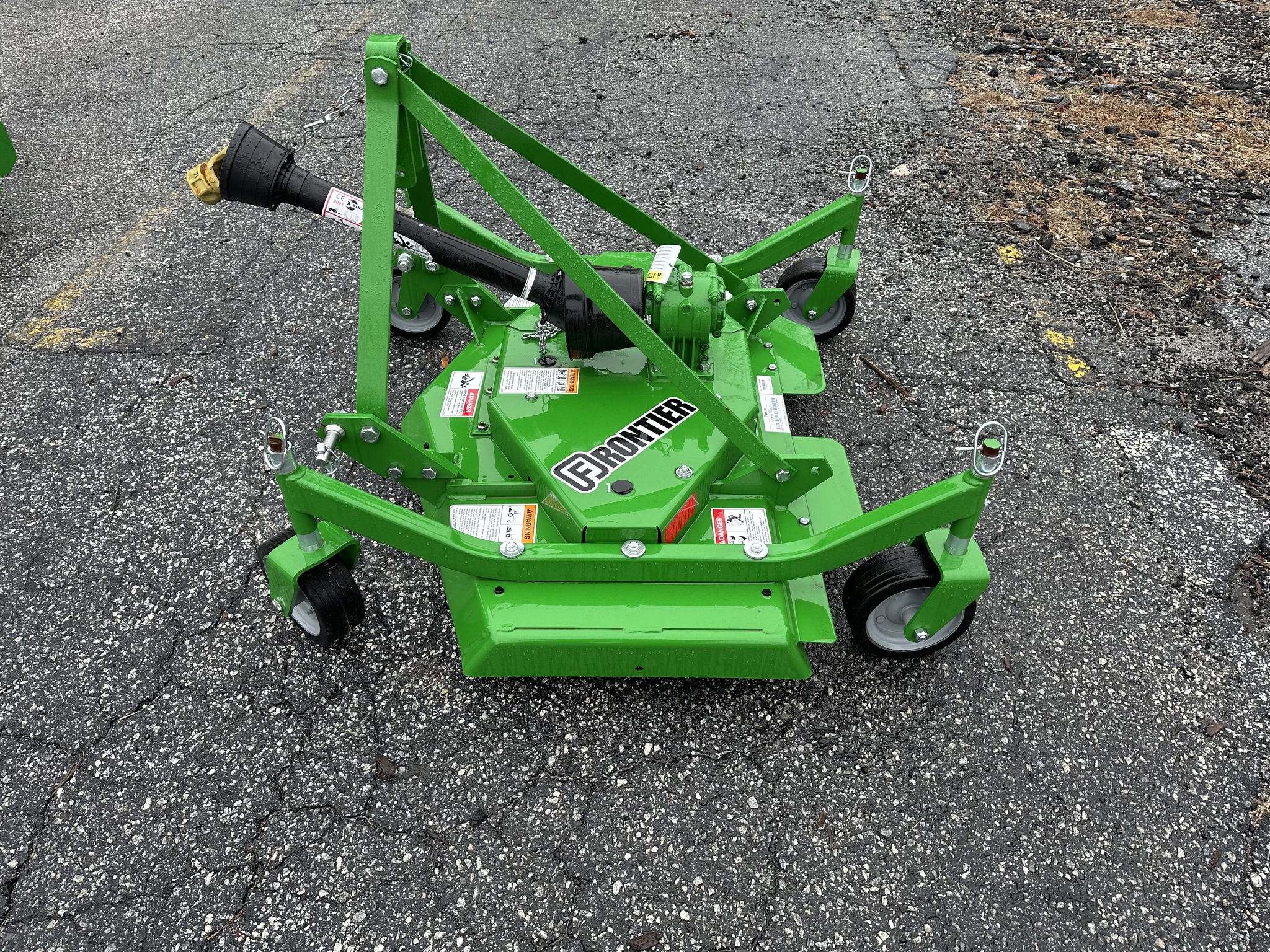 2023 John Deere GM1048E Image 2