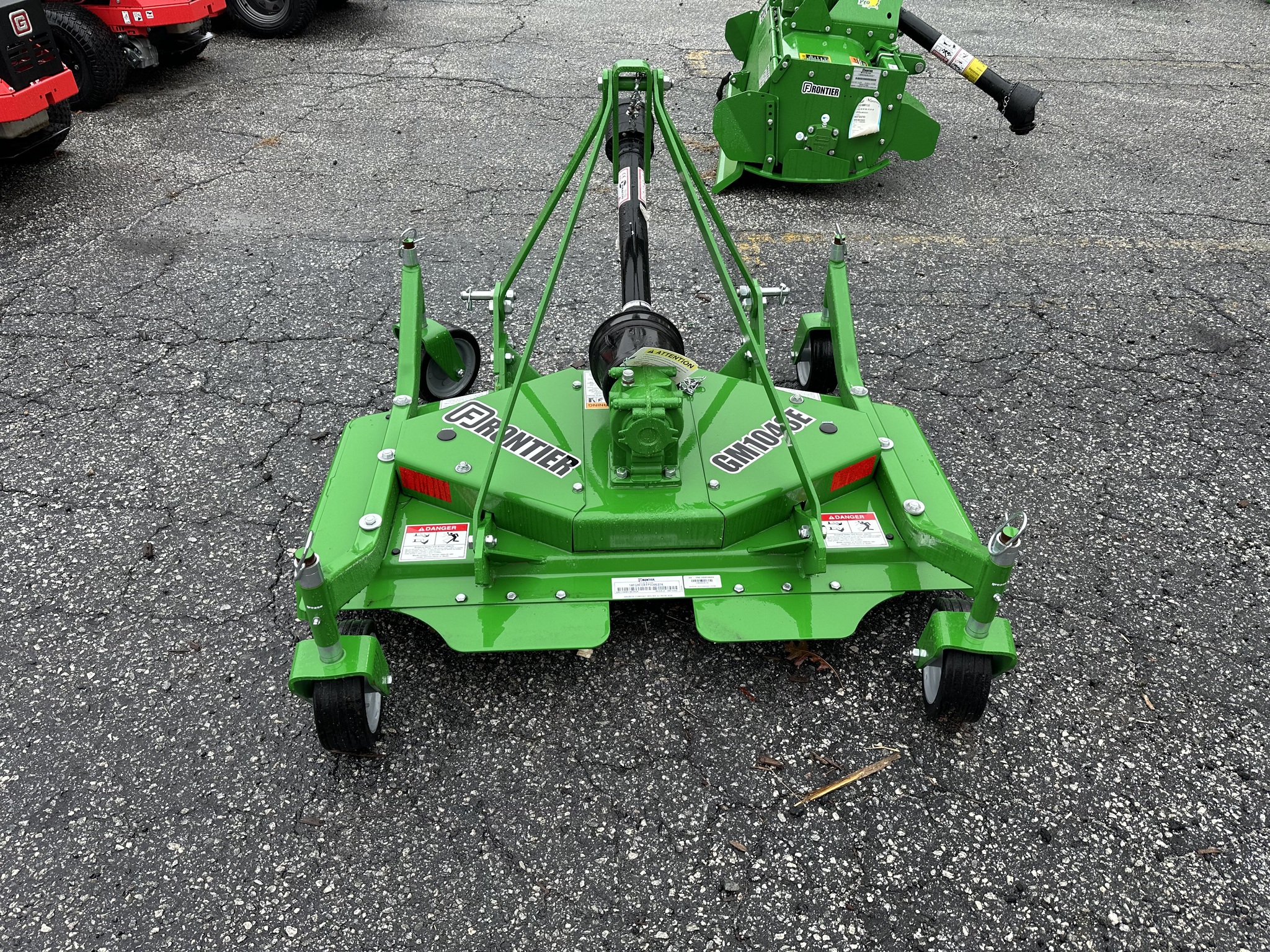 2023 John Deere GM1048E Image 3