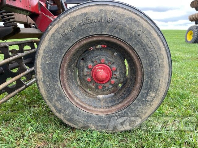 Used -- Case IH Crumbler Rolling Baskets at Koenig Equipment in Urbana, OH - PhotoXL12