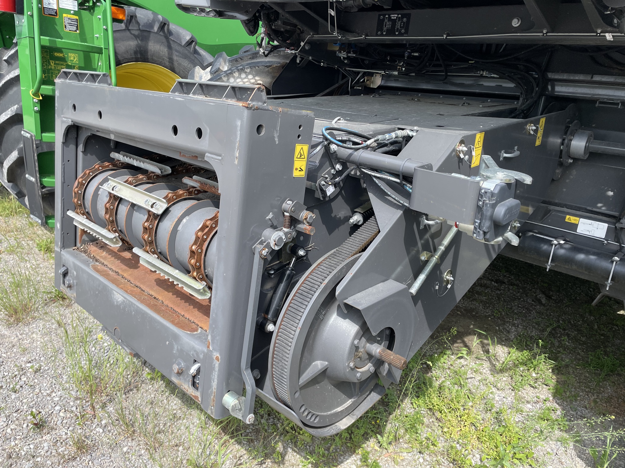 2021 Gleaner S97 Image 7