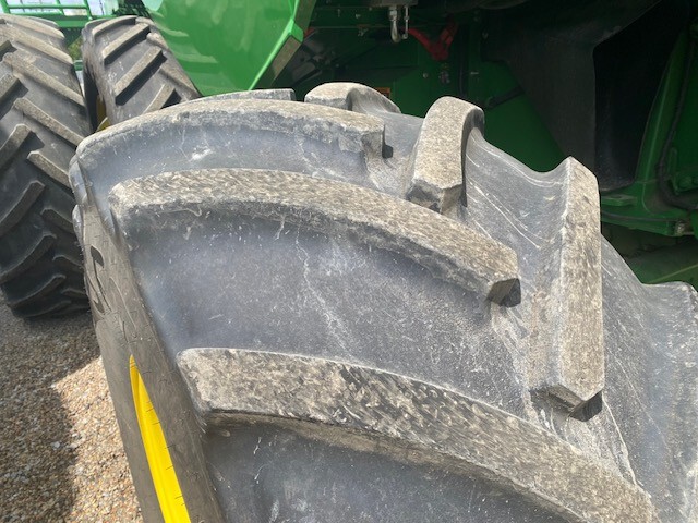  2023 John Deere S780 at Heritage Tractor in Pontiac, IL