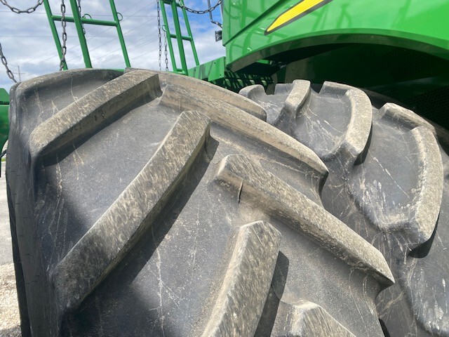  2023 John Deere S780 at Heritage Tractor in Pontiac, IL