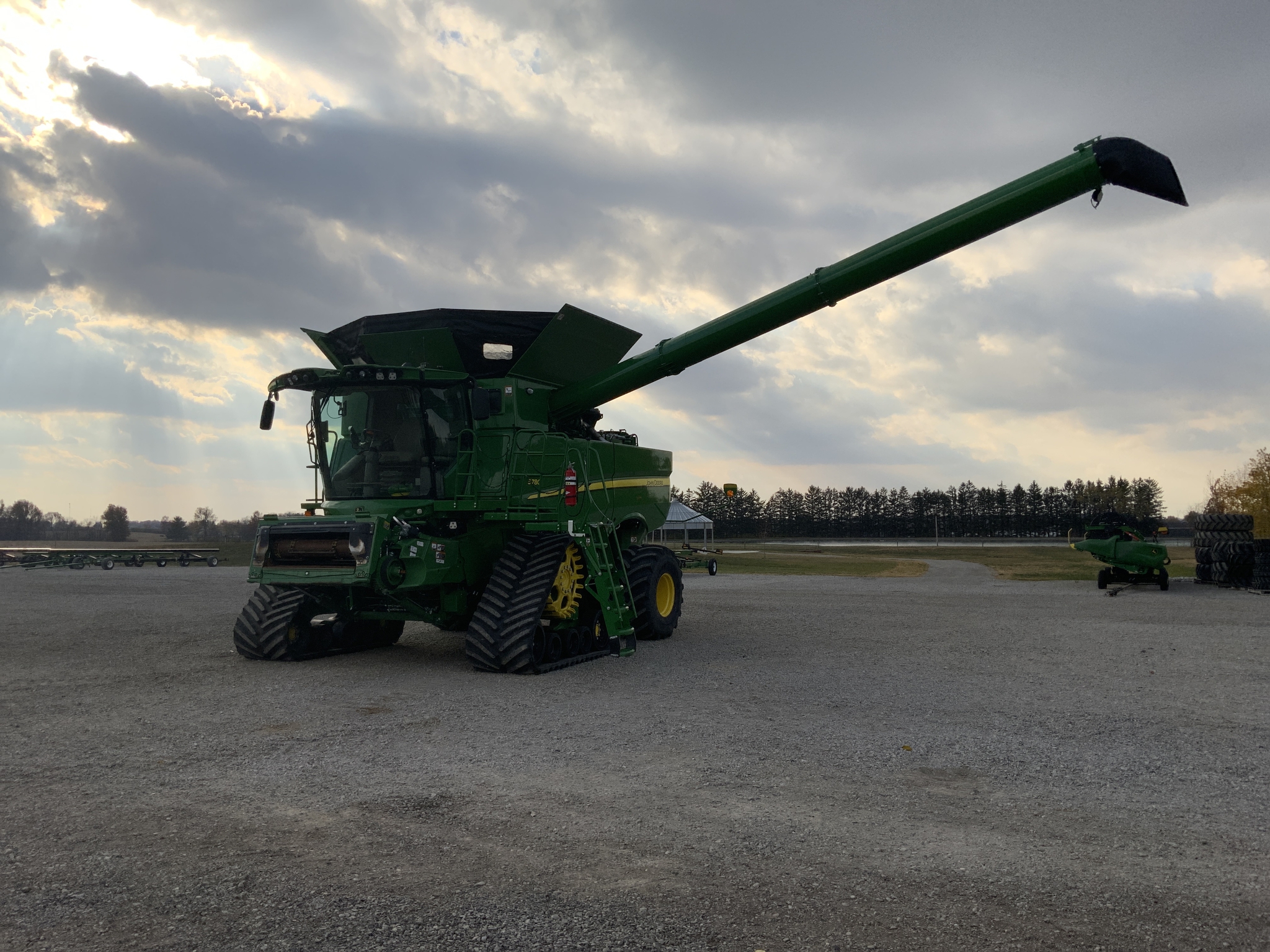 2024 John Deere S780 Image 4