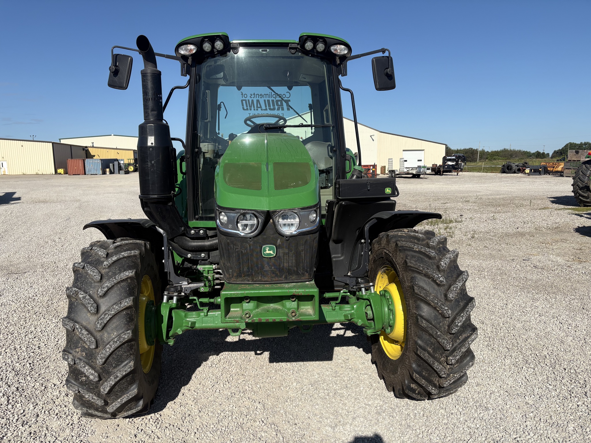 2022 John Deere 6120M Image 1