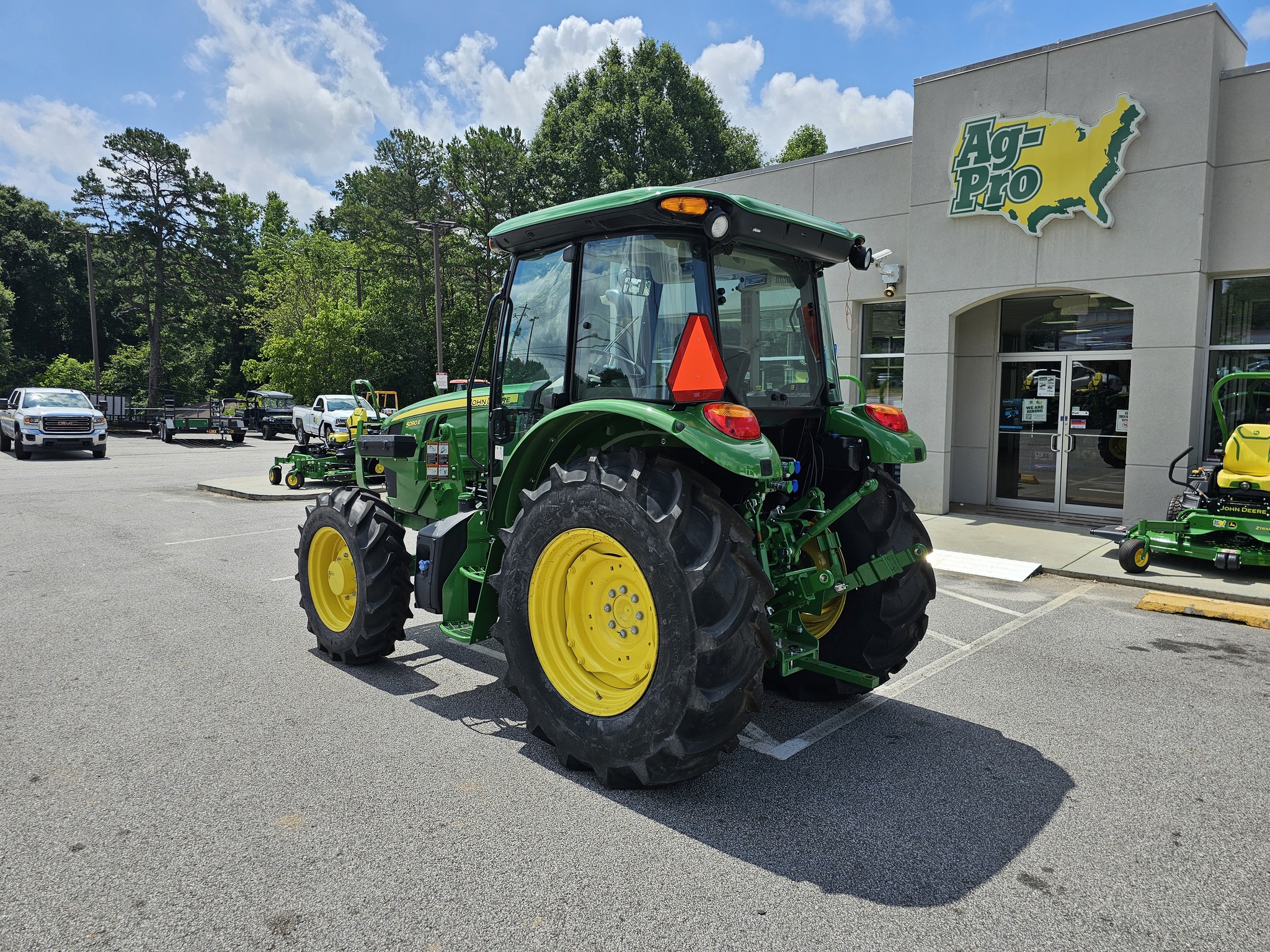 2024 John Deere 5090E Image 5