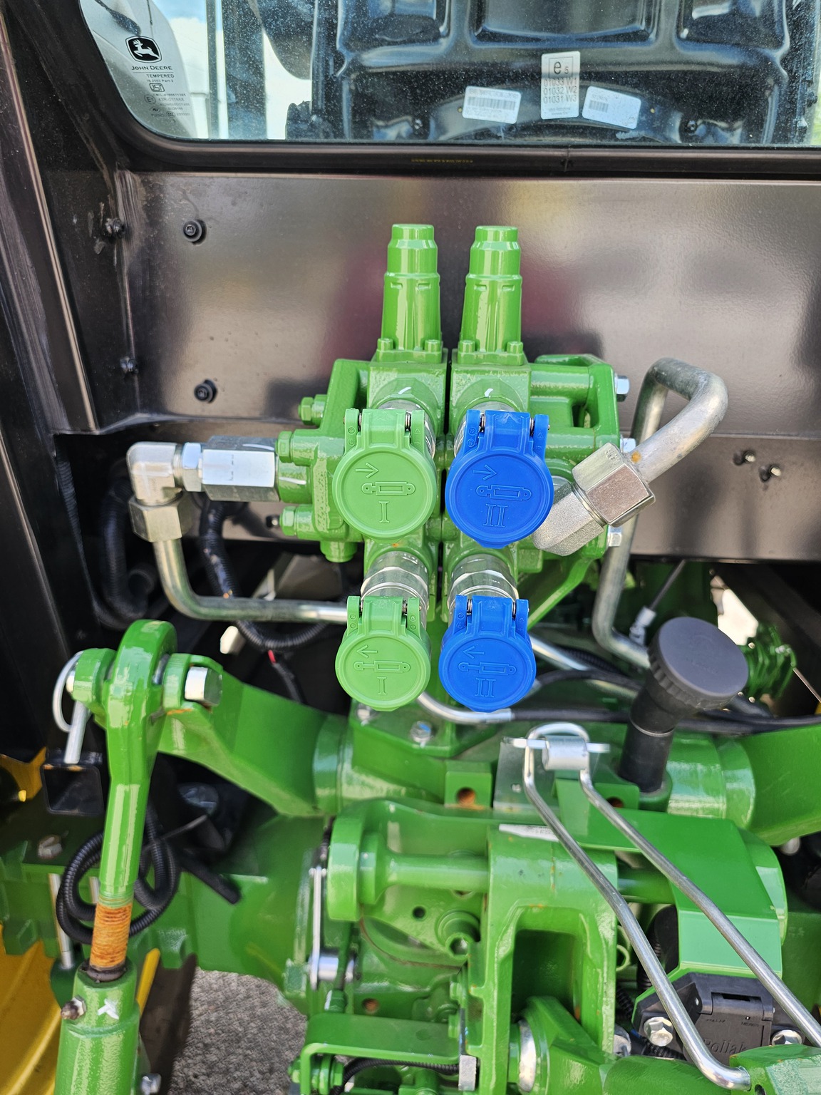 2024 John Deere 5090E Image 7