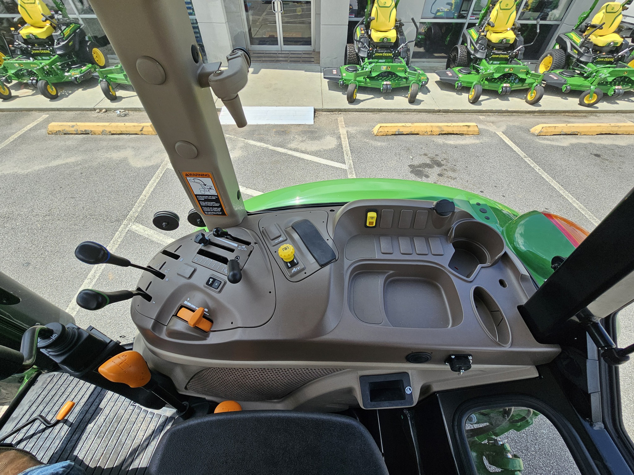 2024 John Deere 5090E Image 11