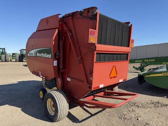 2006 New Holland BR780A - Photo5