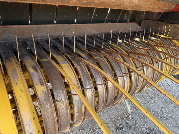 2006 New Holland BR780A - Photo21