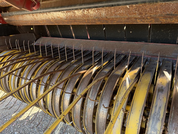 2006 New Holland BR780A - Photo22