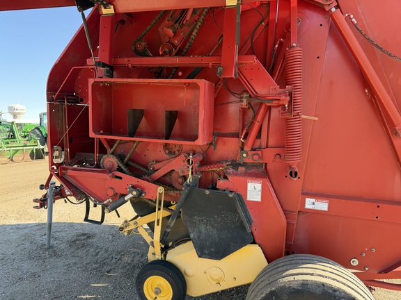 2006 New Holland BR780A - Photo25