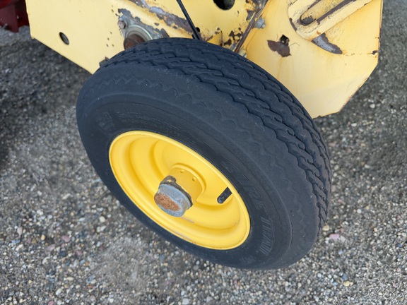 2006 New Holland BR780A - Photo11