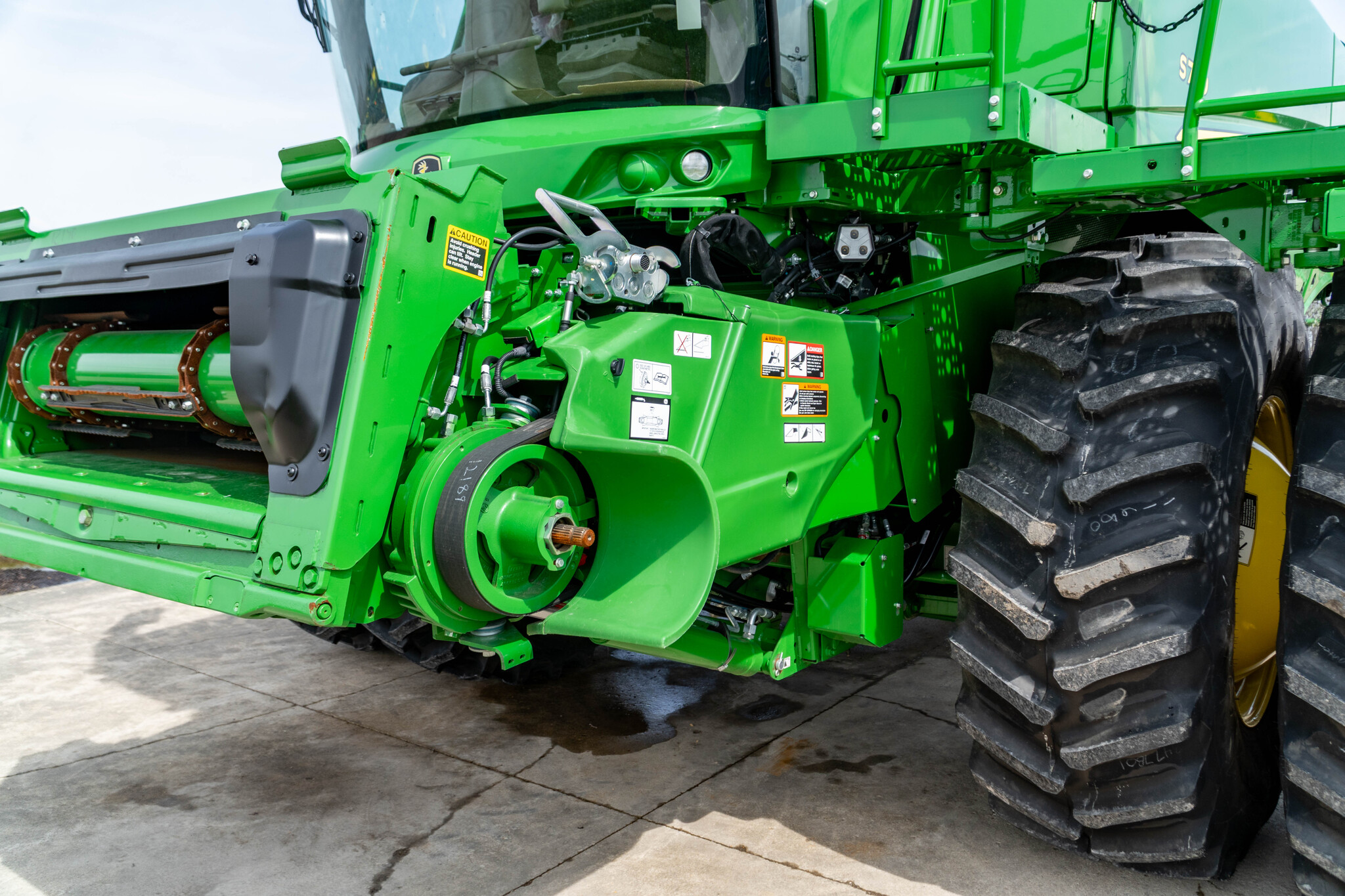 Used 2024 John Deere S780 Combines at Koenig Equipment in Anna, OH - PhotoXL14