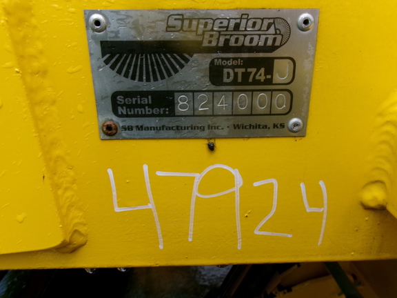2024 Superior Broom DT74J