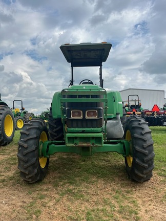 2007 John Deere 6215 Photo 4