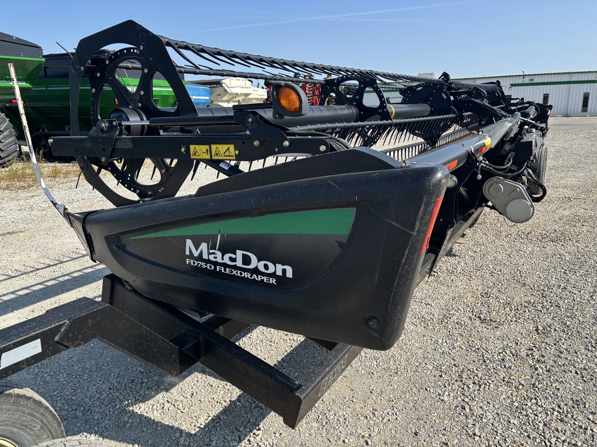 2013 MacDon FD75-40 Image 2