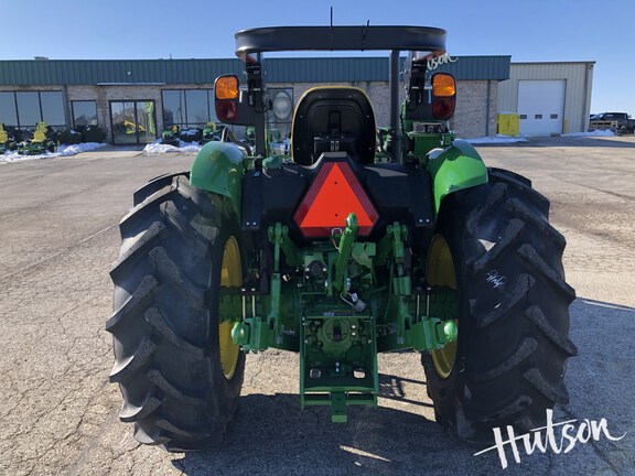 Photo of 2024 John Deere 5075E