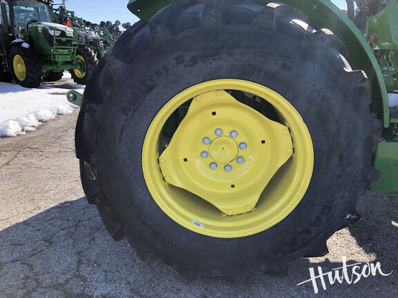 Photo of 2024 John Deere 5075E