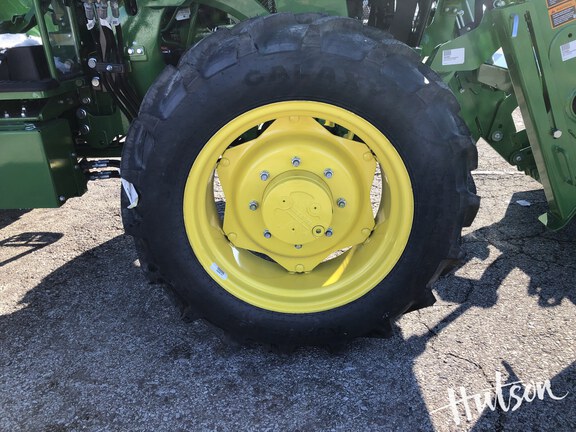 Photo of 2024 John Deere 5075E