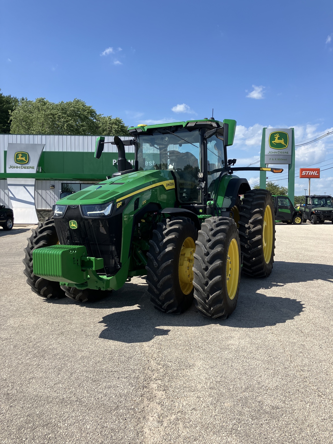 2024 John Deere 8R 370 Image 1