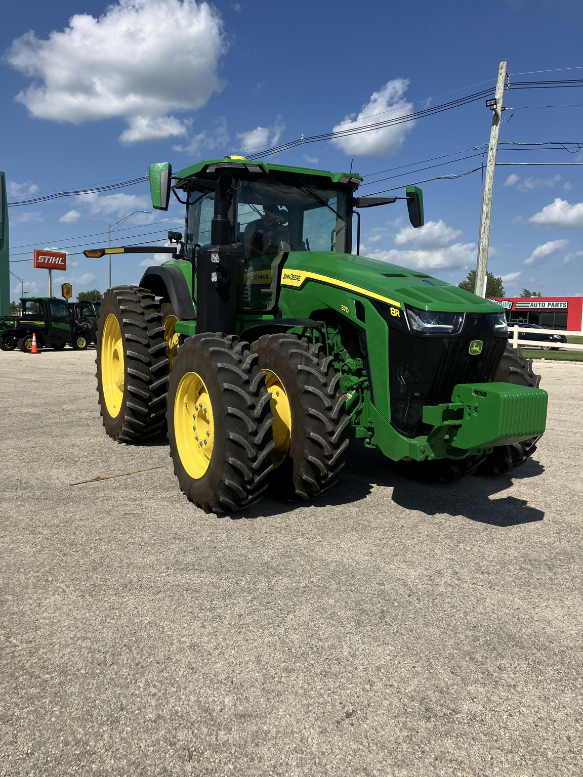 2024 John Deere 8R 370 Image 7