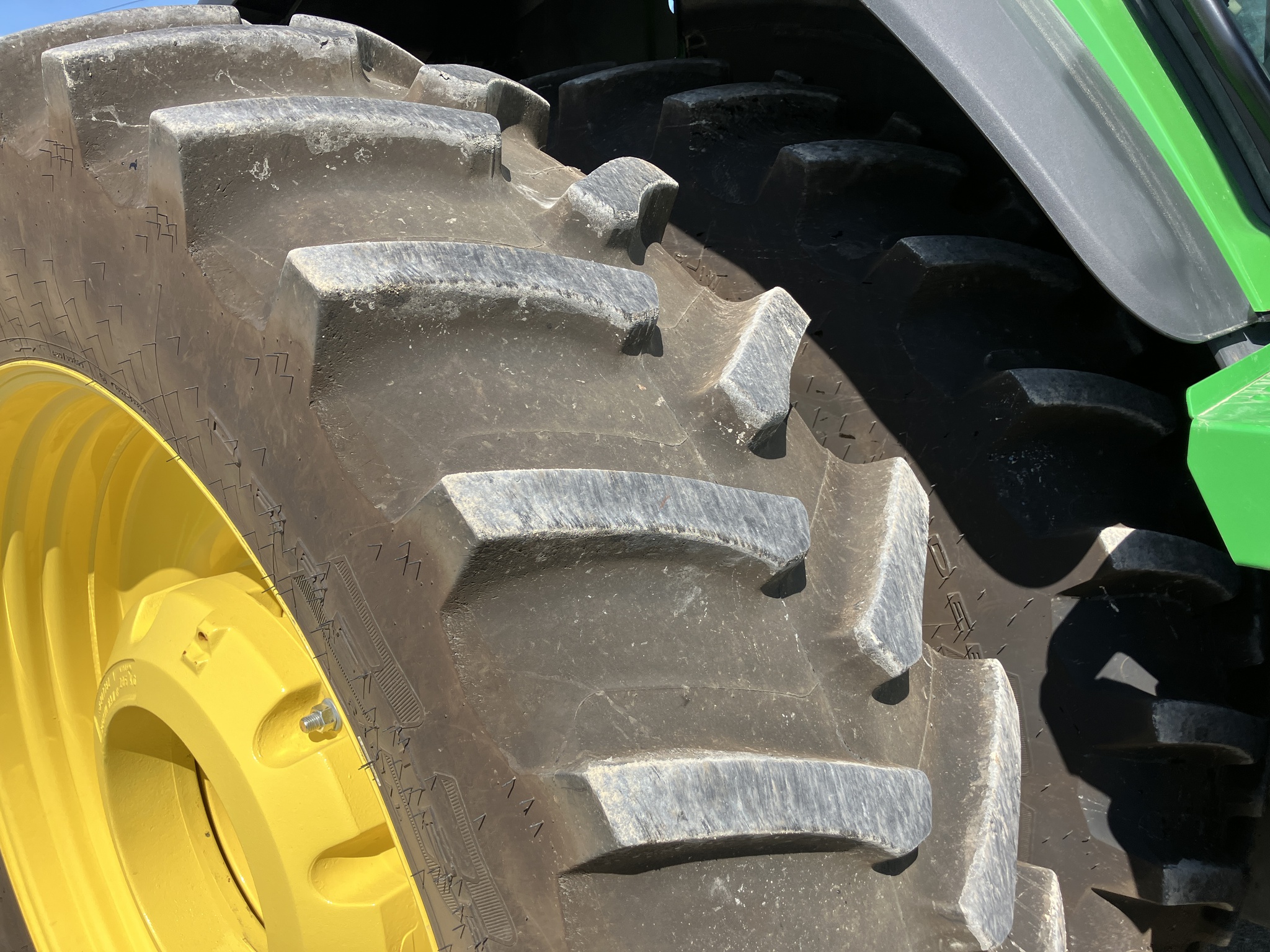 2024 John Deere 8R 370 Image 10