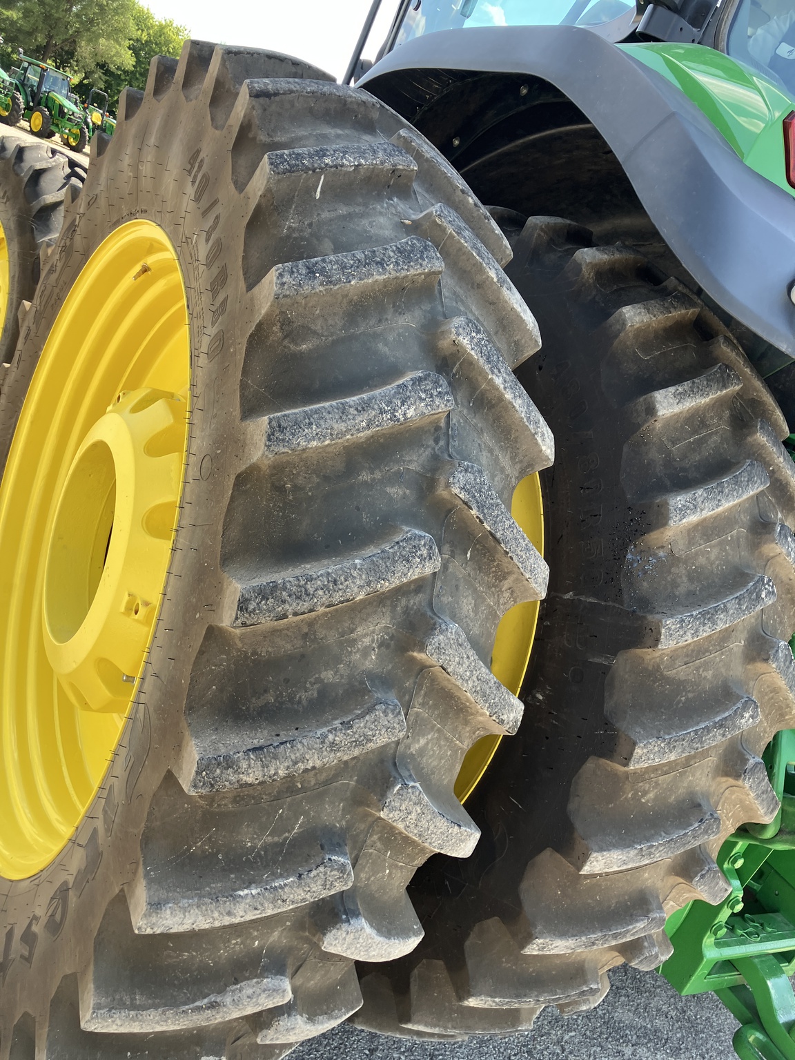2024 John Deere 8R 370 Image 13