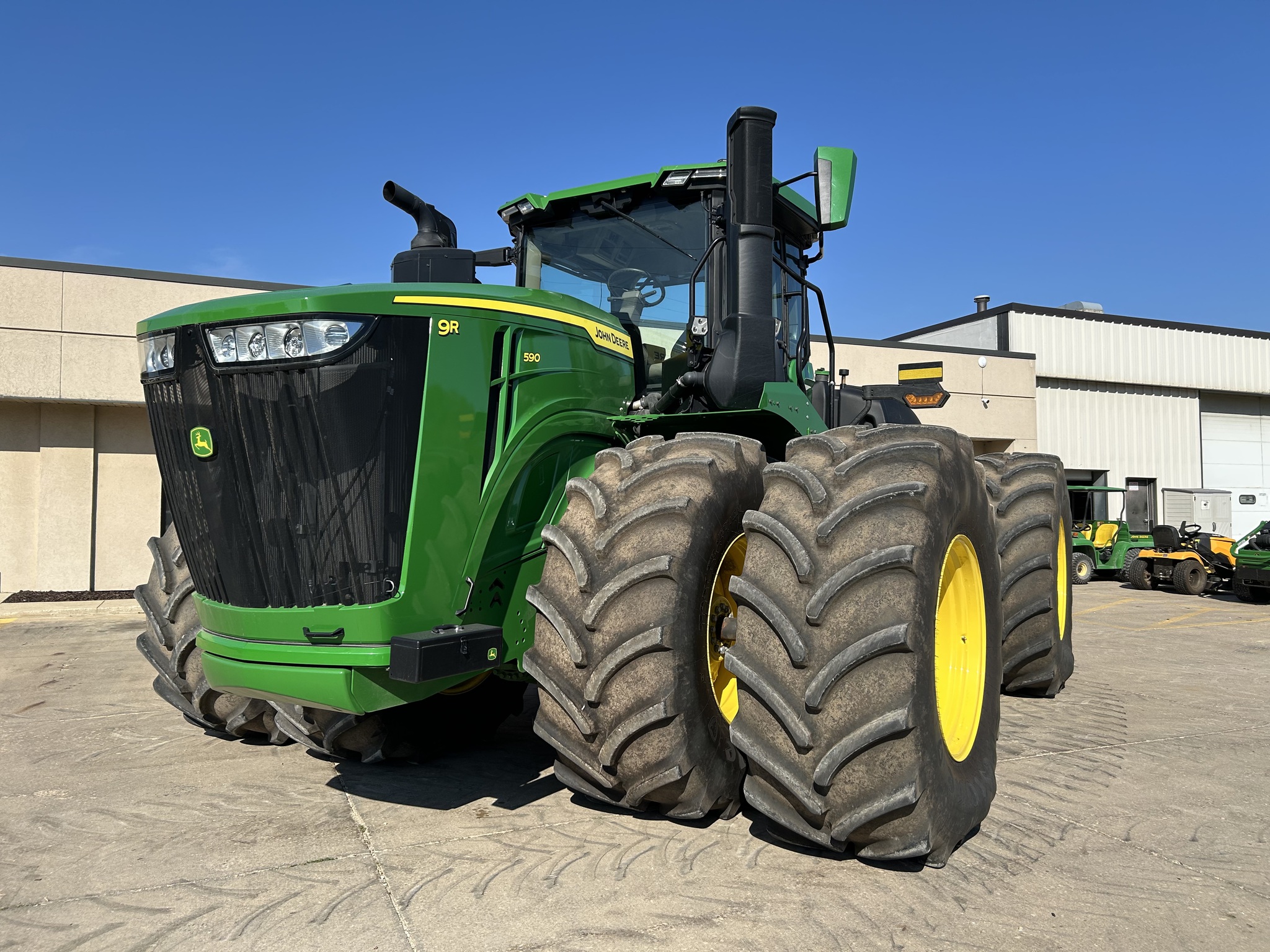  2024 John Deere 9R 590 at Heritage Tractor in Freeport, IL